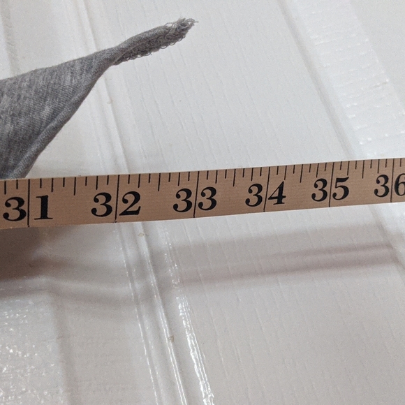 Long Flowy Top - Picture 4 of 4